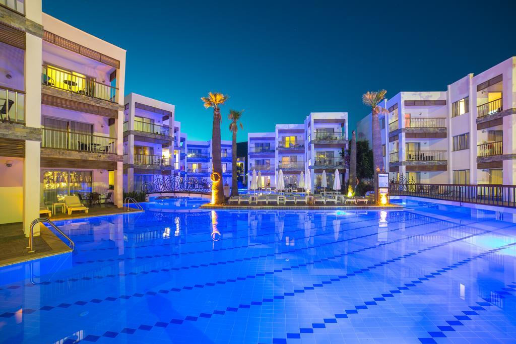 Mio Bianco Resort All Inclusive Akyarlar Exterior photo